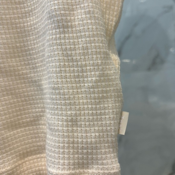 Aritzia - TNA Top - Picture 4 of 5